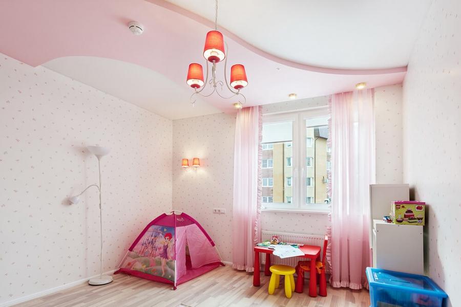 Многоуровневый матовый натяжной потолок в детской