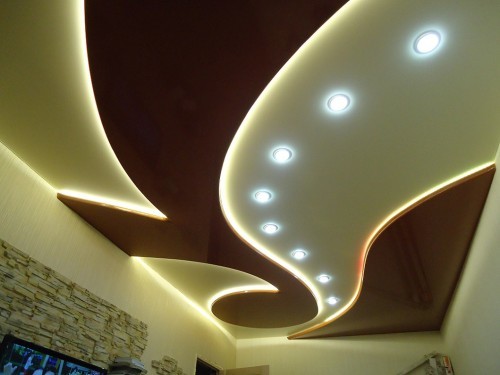 Натяжной потолок с диодной подсветкой S= 12м2