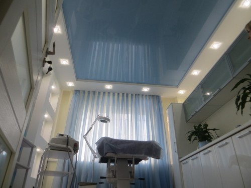 Натяжной потолок в стоматологию S= 16м2